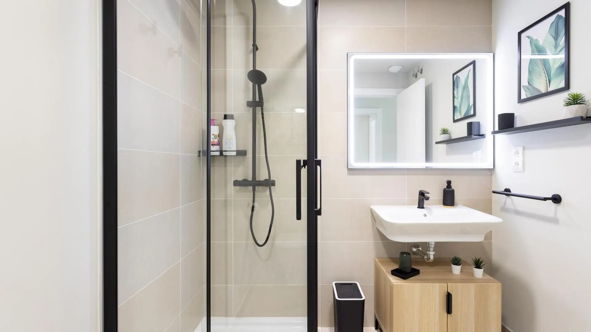 Home2Book Stylish Apartment Pool & Terrace Abades Spanje